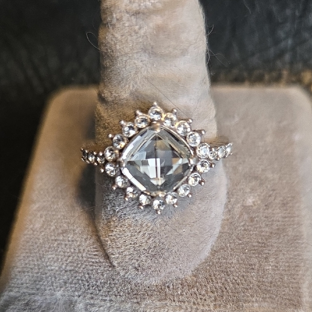 Brrighton Size 8 Clear Crystal Ring